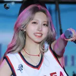 1afsl5ht4d5.jpg