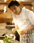 06chefvikaskhanna.jpg