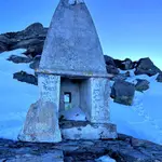 zwhkrnca2we.jpg zwhkrnca2we.jpg