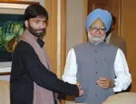 JKLF_leader,_Mr._Yasin_Malik_calling_on_the_Prime_Minister,_Dr._Manmohan_Singh_i.jpg